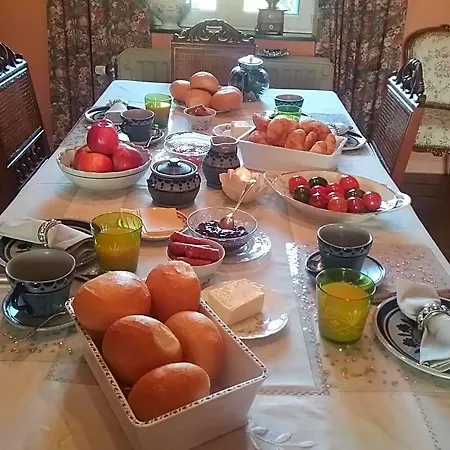 Bed & Breakfast Au Jardin Fleuri Marche-en-Famenne