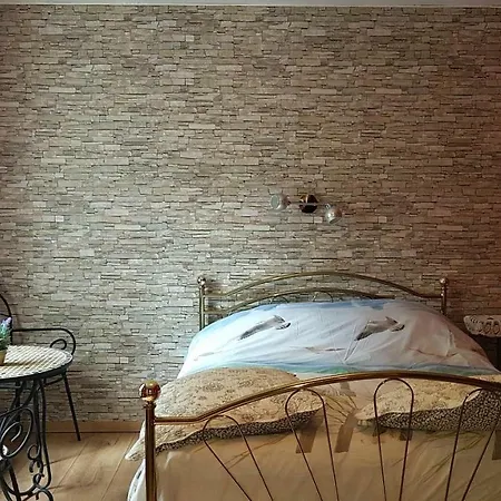 Bed & Breakfast Au Jardin Fleuri Marche-en-Famenne