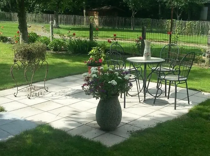 Au Jardin Fleuri Couette-café Marche-en-Famenne