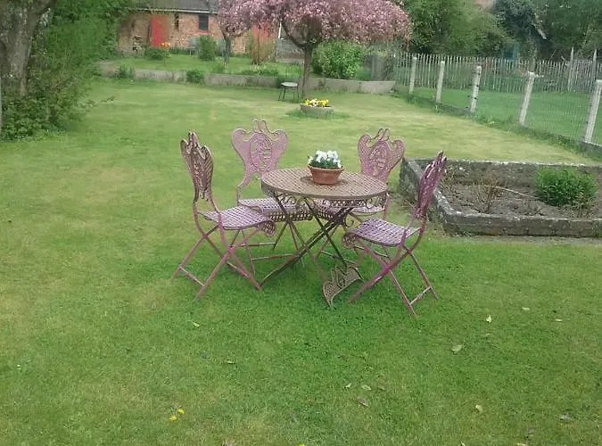 Au Jardin Fleuri Couette-café